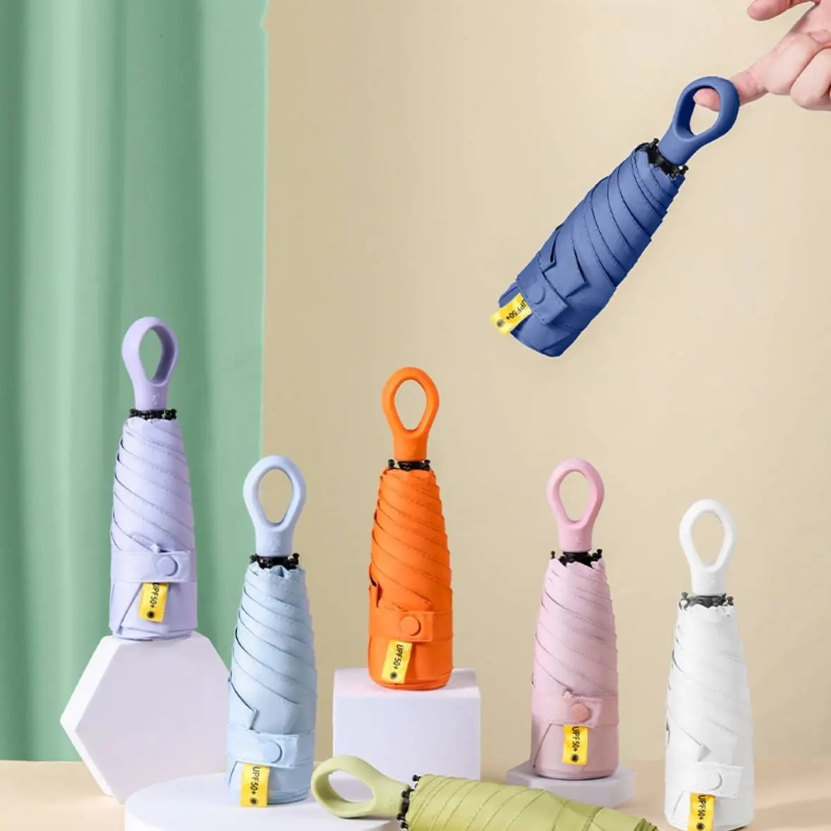 Portable Mini 5 Folding Umbrella, UV Protection Sun and Rain, Handbag Design with Case, Compact Umbrella for Women, Ideal for Daily Use, Outdoor Umbrellas