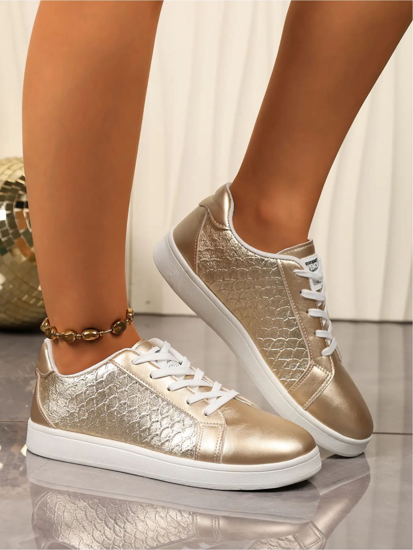 European and American style snake-patterned casual sneakers, lace-up breathable comfortable casual shoes for women, suitable for holiday outings and daily commuting
