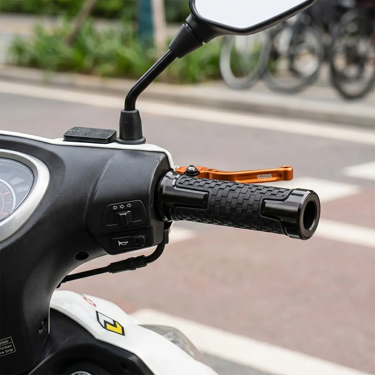 2pcs 7/8 Inch 22mm Universal Motorcycle Handlebar Covers Compatible With Chunfeng Honda Yamaha Kawasaki Suzuki Motorcycle Handlebar Accessories Motor Parts Accessories
