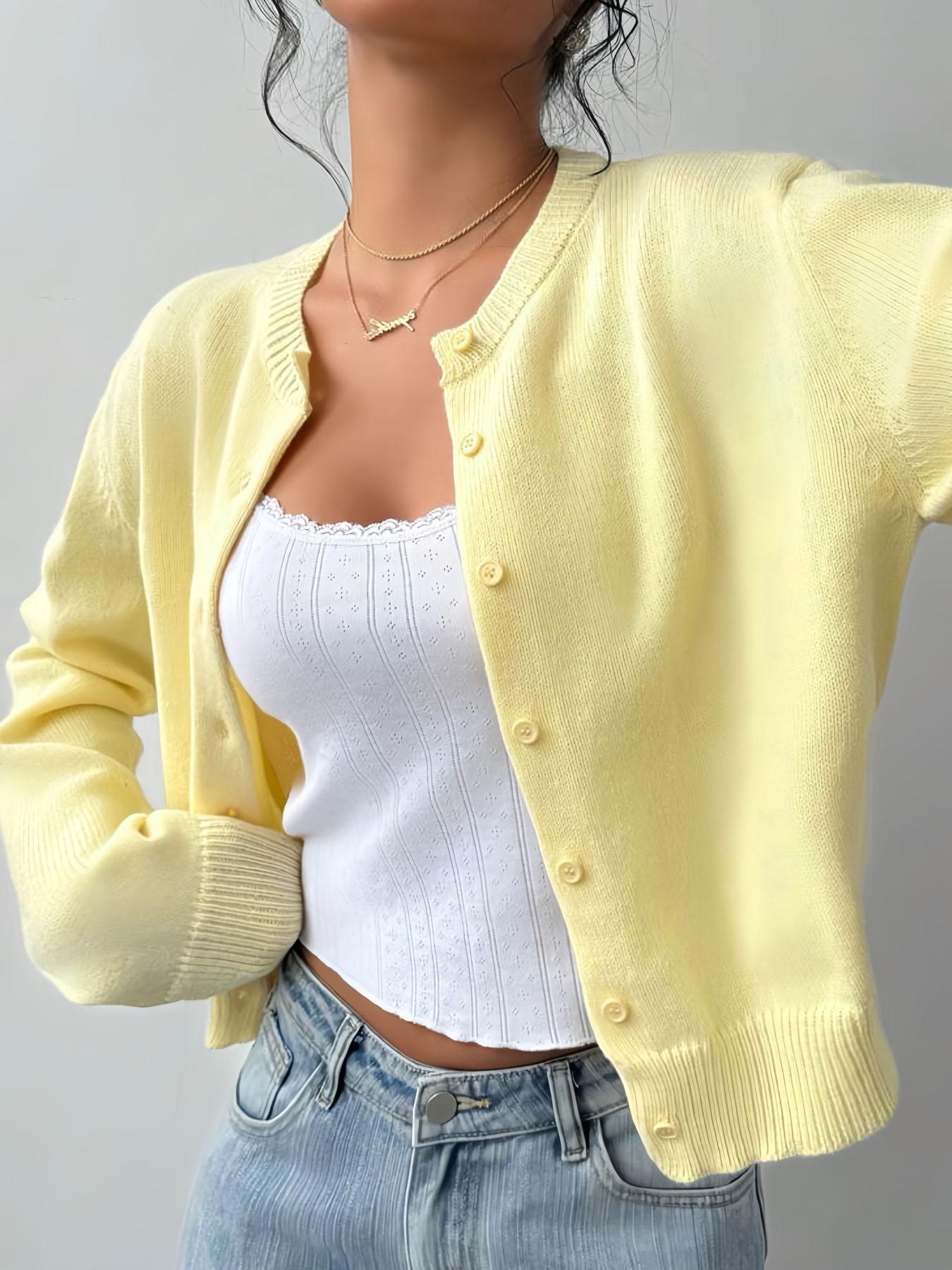 Women's Elegant Knitwear Button Cardigan Sweater for Spring and Autumn, Simple and Versatile Slim Fitted Top for Casual, Stylish Women's Clothing