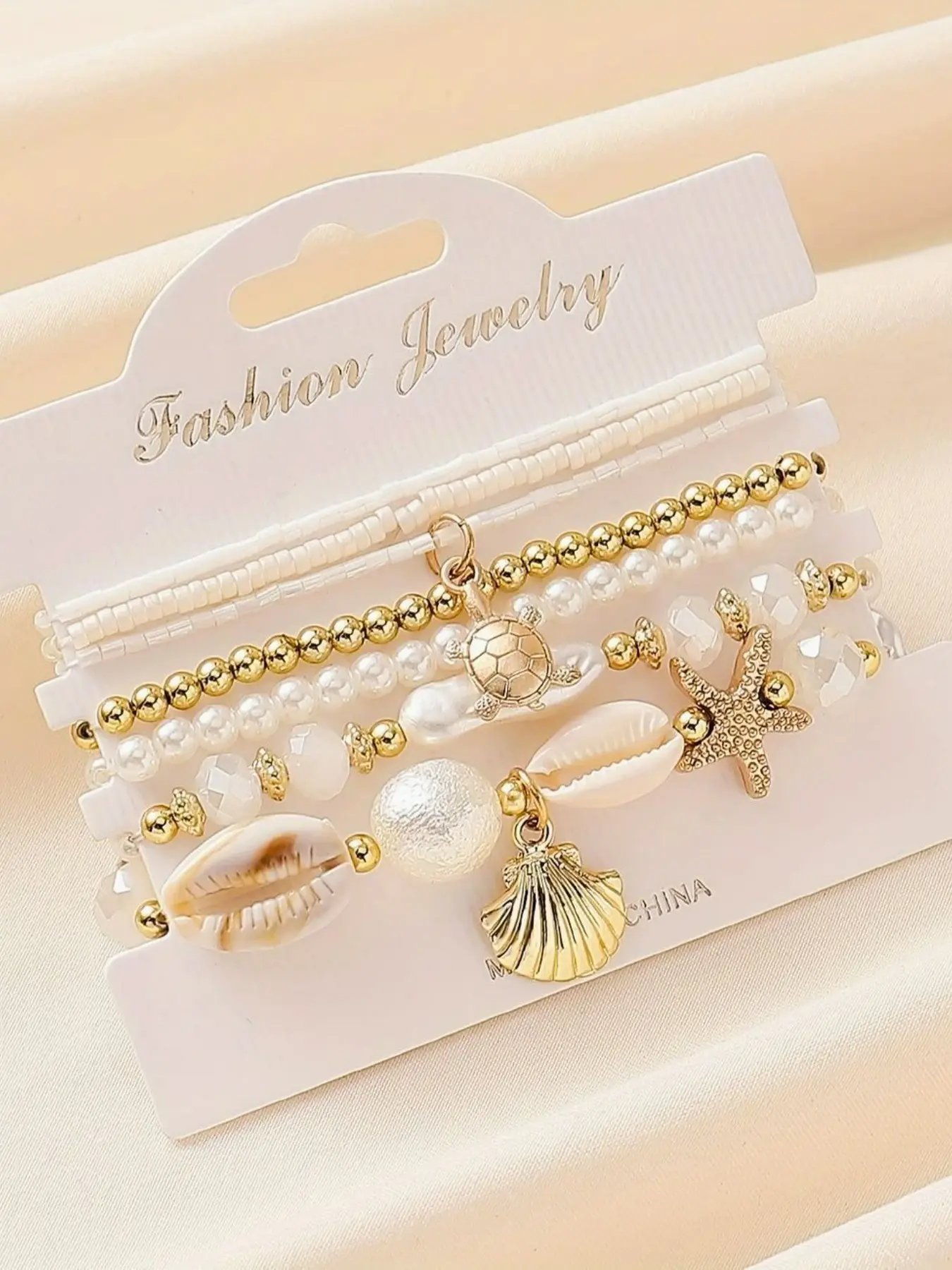 Beach Shell Starfish Seven-Piece Set, Fashionable Ocean Wave Bohemian Pearl Beach Jewelry, Stylish Bracelet Collection