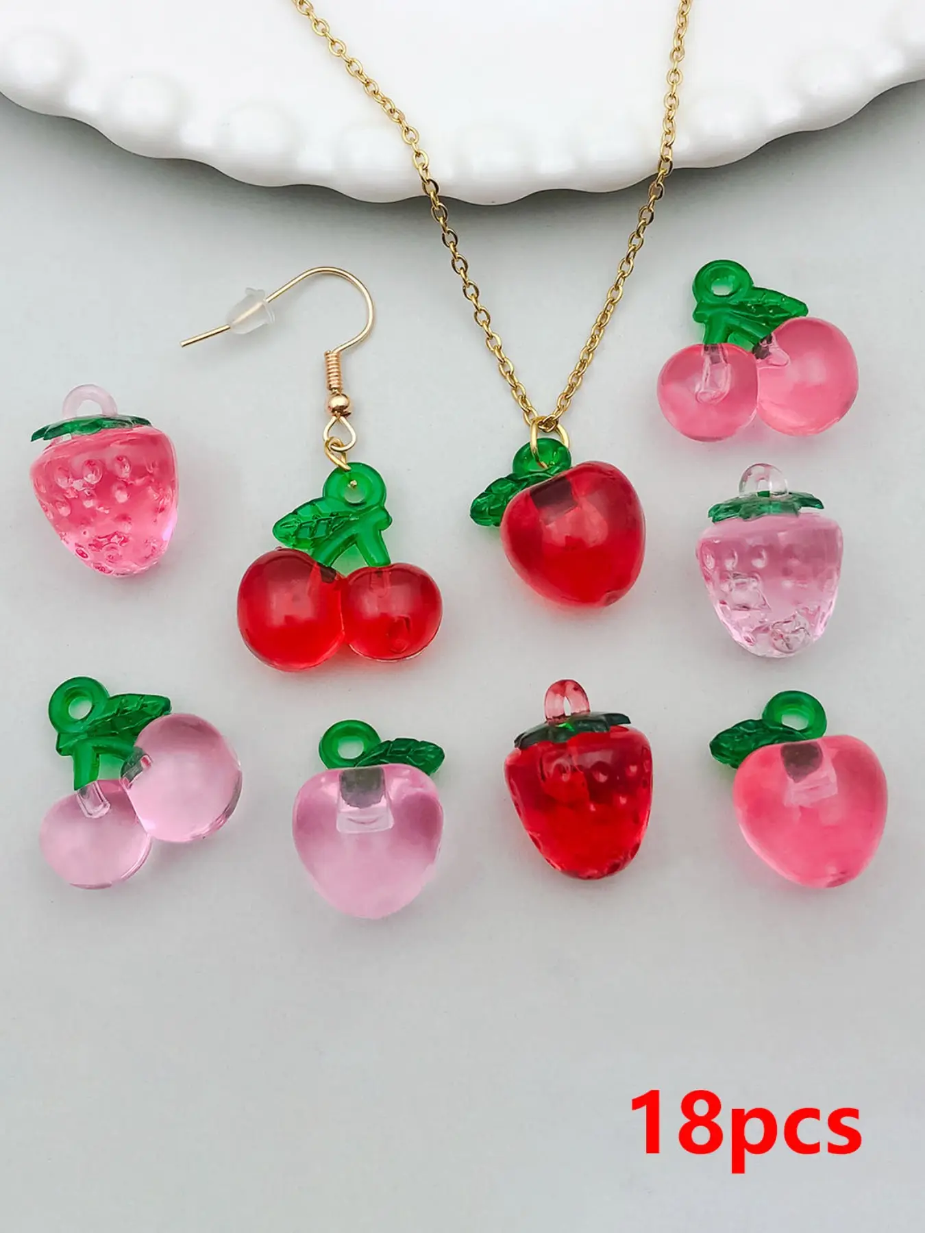 18pcs Resin Acrylic Three-Dimensional Fruit Pendant Cherry Strawberry Apple Mixed Charms For DIY Jewelry Making Necklace keychain Earring Craft Supplie