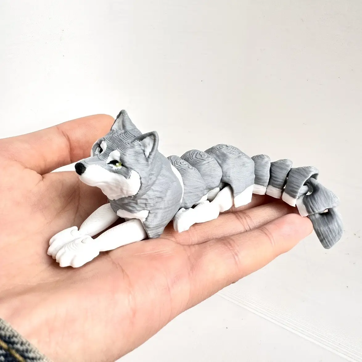 3D Printed Husky Statue, Home Kitchen Decor, House Ornament, Home Decor Ornaments, Gift, Office Gift, Unique Sculpture, Perfect for Any Space