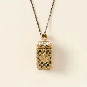 New creative design mini necklace for women and men, small pendant necklace accessory