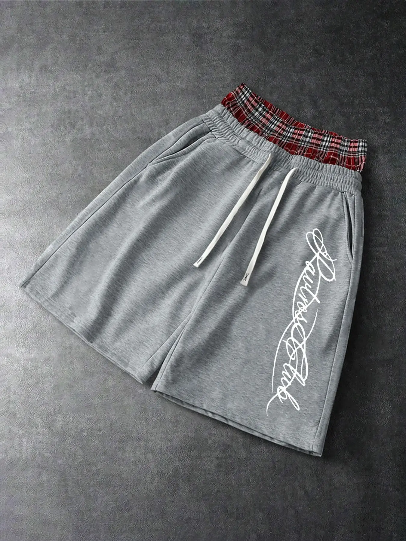 Men's Street Style Sport Shorts, Fake Two-Piece Design, Casual Fitted Shorts, Breathable Summer Wear, Unisex Fashion, Fashionable Summer Shorts