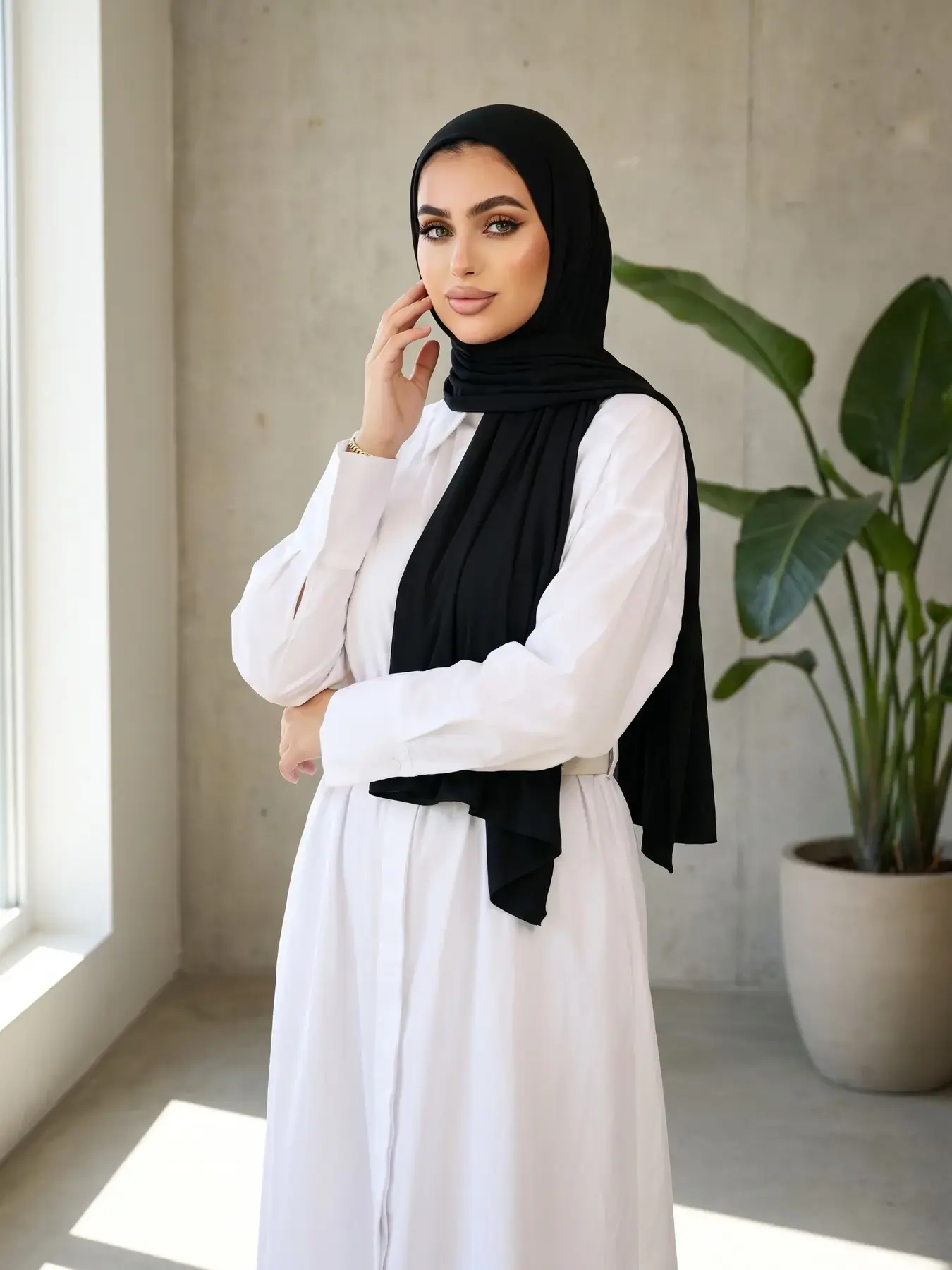 1pc Triangle Magnetic Headscarf, Stretchable Hijab with Magnet Buttons, Soft Comfortable Breathable Jersey Hijab for All Occasions