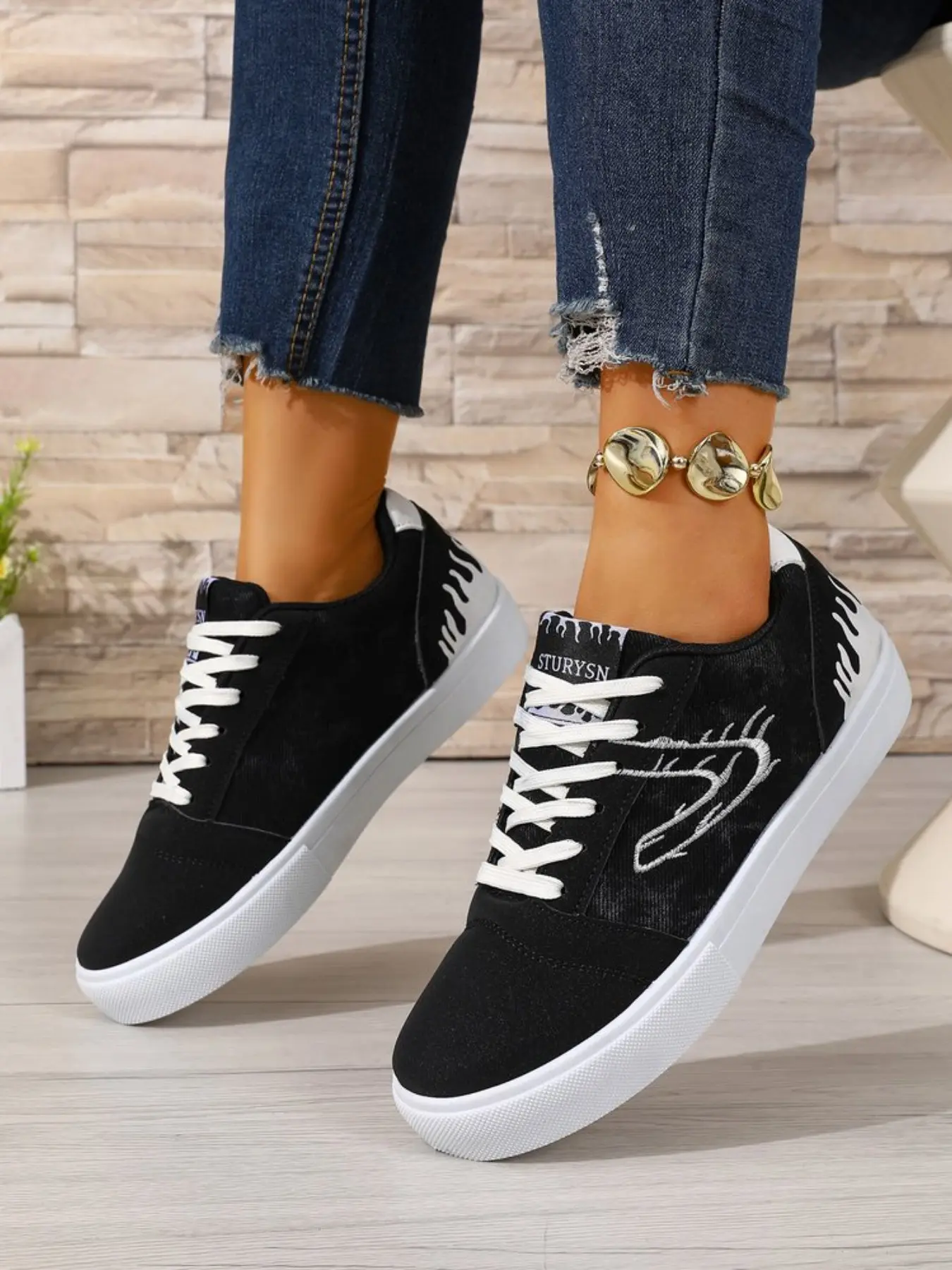 Women's Casual Embroidered Sneakers, Canvas Shoes with Trim, Thick Sole, All Seasons, Lace-Up, Street Style