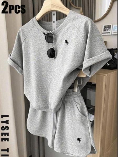 2PCS Casual Knitted Fabric Fashion Sports Round Neck Short Sleeve T-shirt+Elastic Warm Shorts Matching Two Piece Set