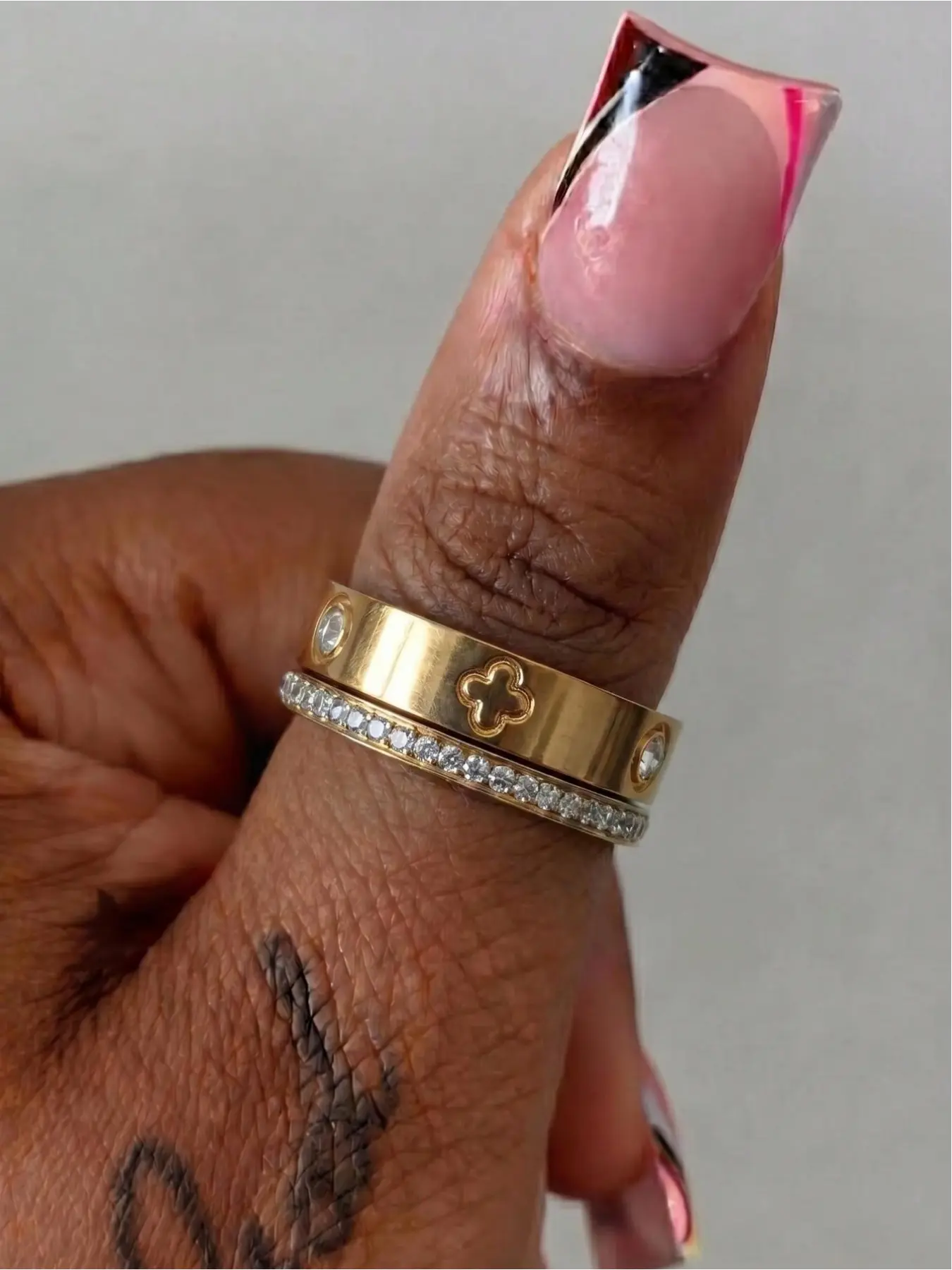 2pcs Stainless Steel 18K Gold Plated Four-Leaf Clover Rings, Couple's rings Elegant Hoop Jewelry For Women, Suitable For Daily Wear And Gift, Elegant Fashion Rings