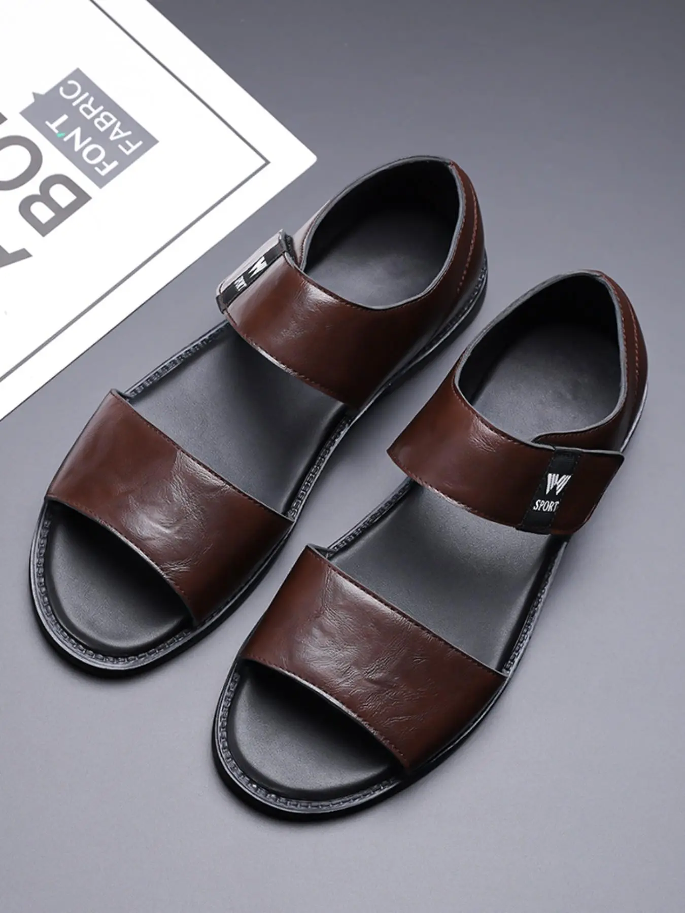 Men's Breathable Casual Sandals, Velcro Design, Anti-Slip Durable Sole, Outdoor Beach Shoes, Summer Comfortable Footwear