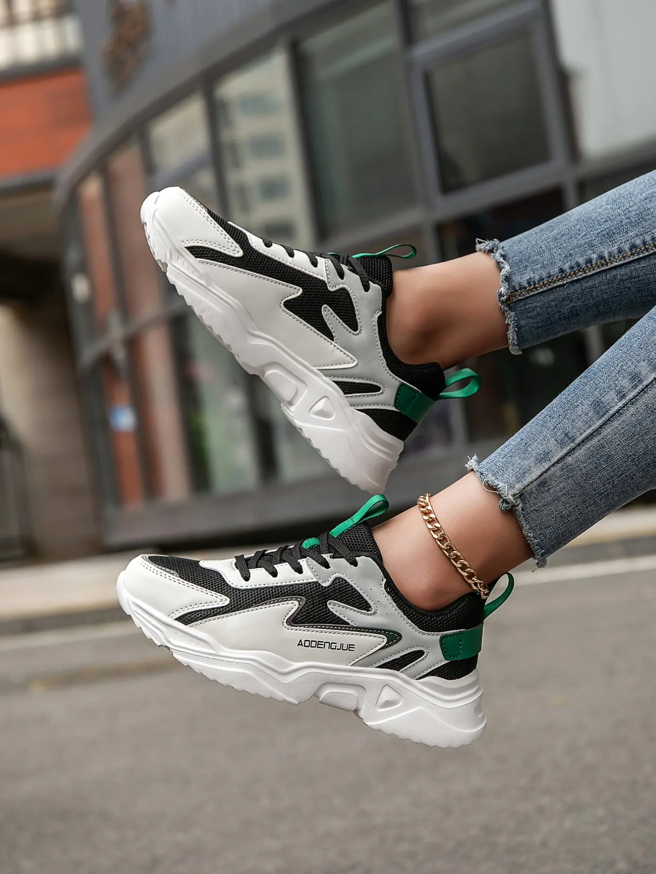 Men's Fashion Reflective Line Design Casual Sports Shoes, Breathable Lightweight Soft Sole, Outdoor Daily Commute Trendy Sneakers