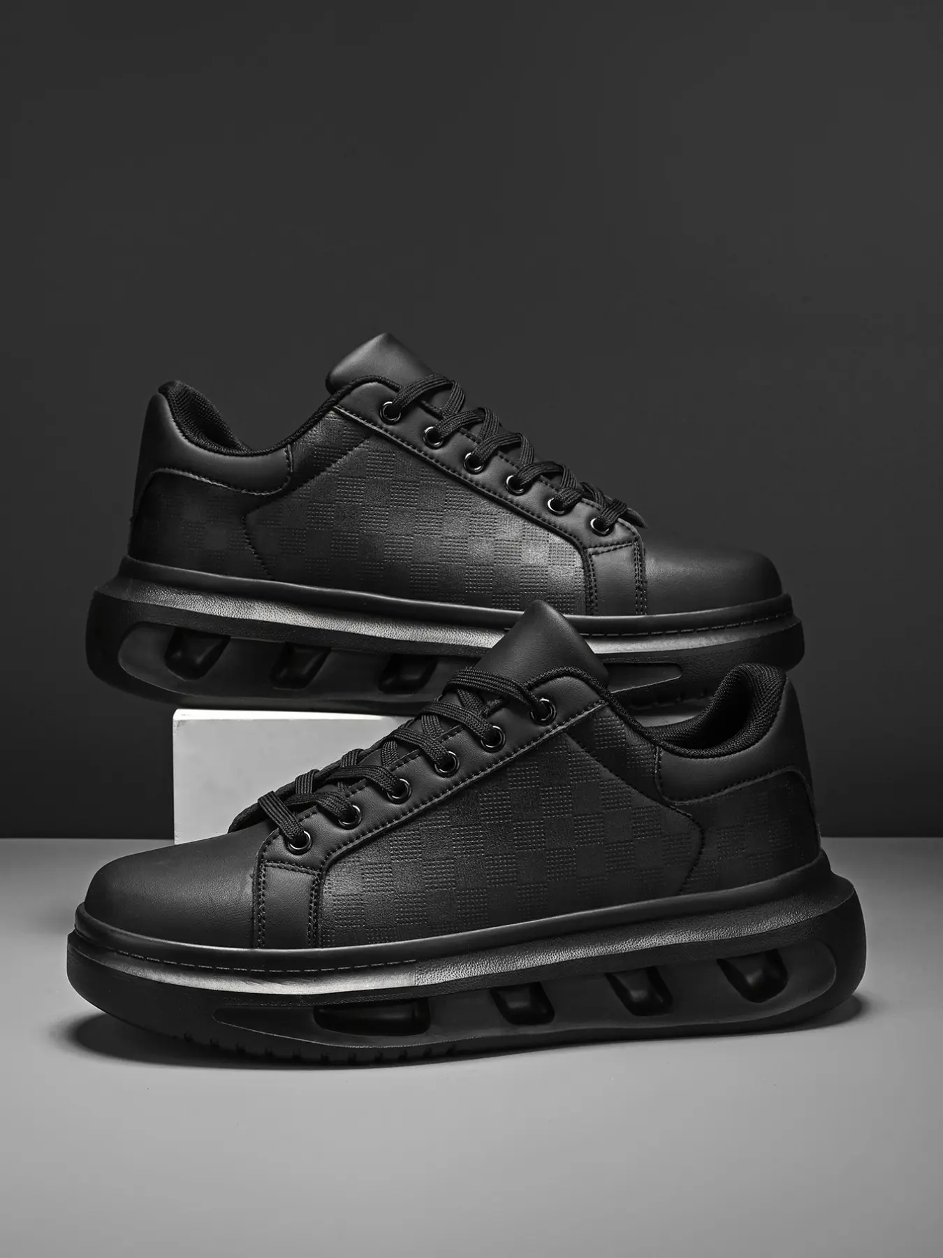 Men's Classic Simple Four-Season Low Top Lace-Up Shockproof Leather Patchwork Casual Board Shoes, Daily Commute Versatile Outdoor +4cm Height Boost Sports Shoes, Casual Commuter Shoes