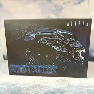 Sci-Fi Alien Queen Figure Hybrid Metal Figuration #047 Alien Queen Action Figure Alien VS Predator Anime Collect Model Toys Gift