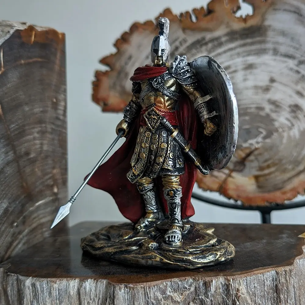Spartan Warrior Statue Resin Greek Hoplite Figurine Ancient Soldier Shield Spear Desk Decor Desktop Figurine Tabletop Display Home Office Decoration Gift for Men Warrior Collectible Sculpture Decoration Figure