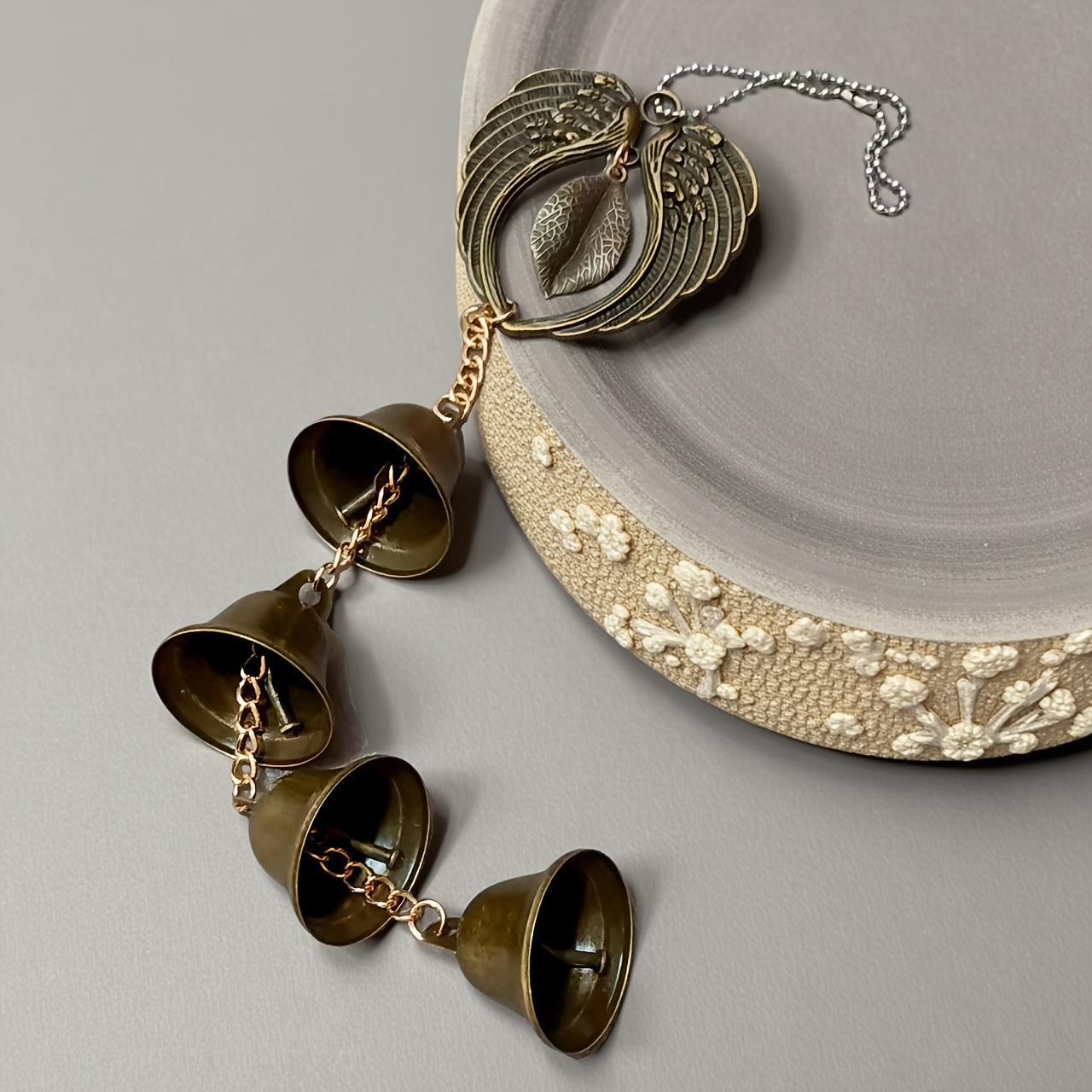 Vintage Roman Metal Wind Chime with Chain Durable Iron Hanging Ornament Classic Retro Outdoor Garden Decor Waterproof Rustproof No Power Needed Lightweight Elegant Wall Patio Balcony Yard Home Indoor Outdoor Hanging Decoration Art Accent Gift for Backyard