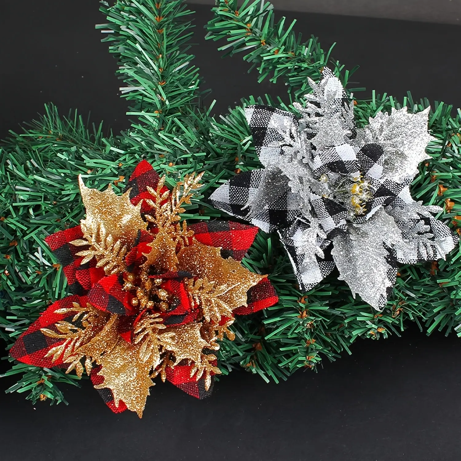 6pcs/12pcs/24pcs Flashing Christmas Potted Plants, Buffalo Plaid Artificial Christmas Flowers, Holiday Decorations, Decorative Ornaments