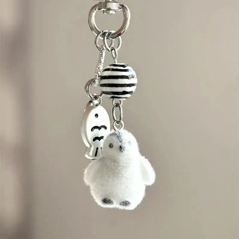 Cute Fluffy Arctic Animal Plush Keychain, Soft Fuzzy Bag Charm Pendant, Kawaii Purse Charm Accessory for Women Girls, Cute Backpack Decoration, Gift for Daily Use and Collectors summerwins