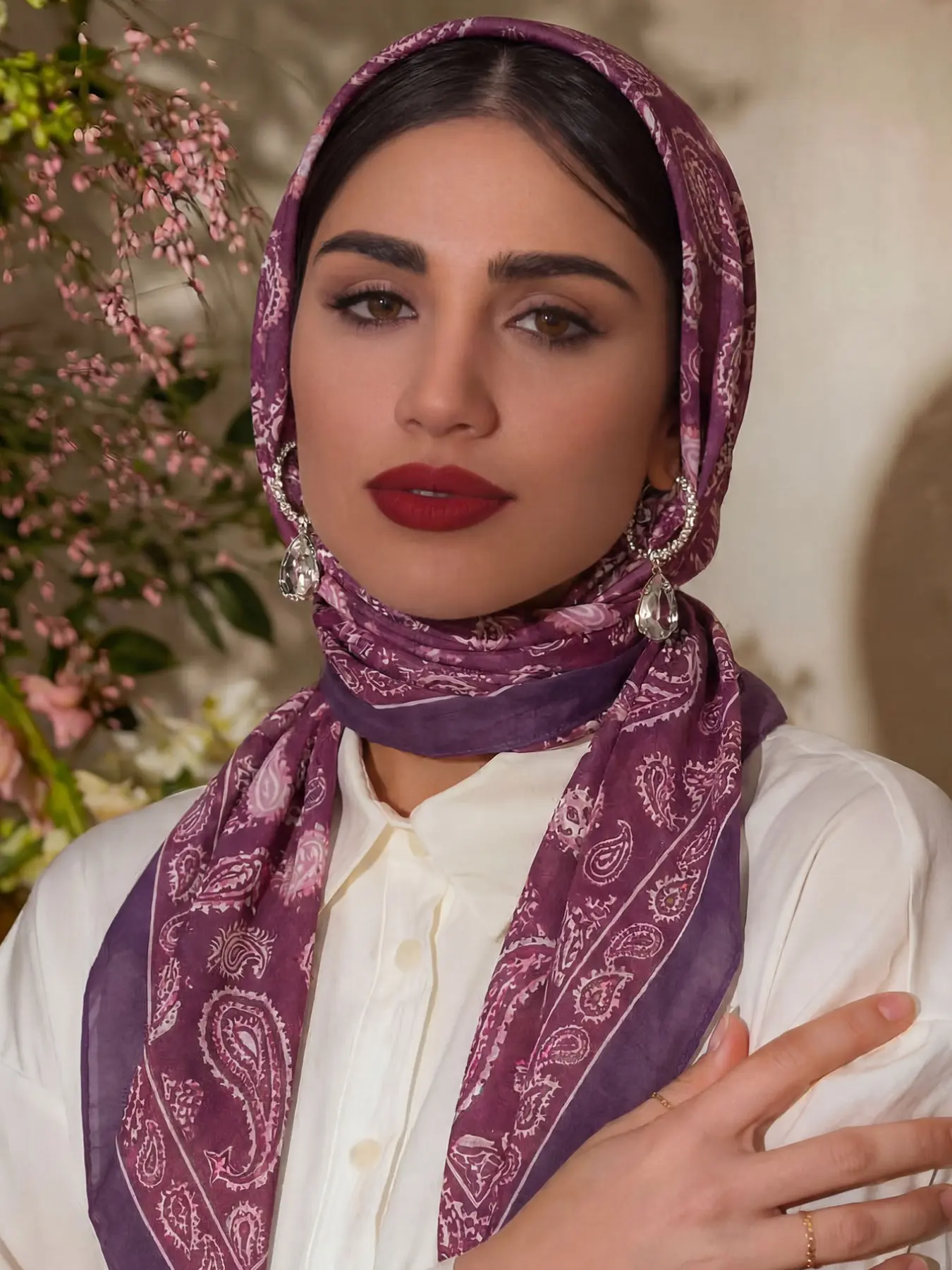 Women's Wine Cashew Flower Square Scarf Hijab, Vintage Versatile Muslim Headscarf, Elegant and Stylish Accessory, Fashionable Modest Hijab