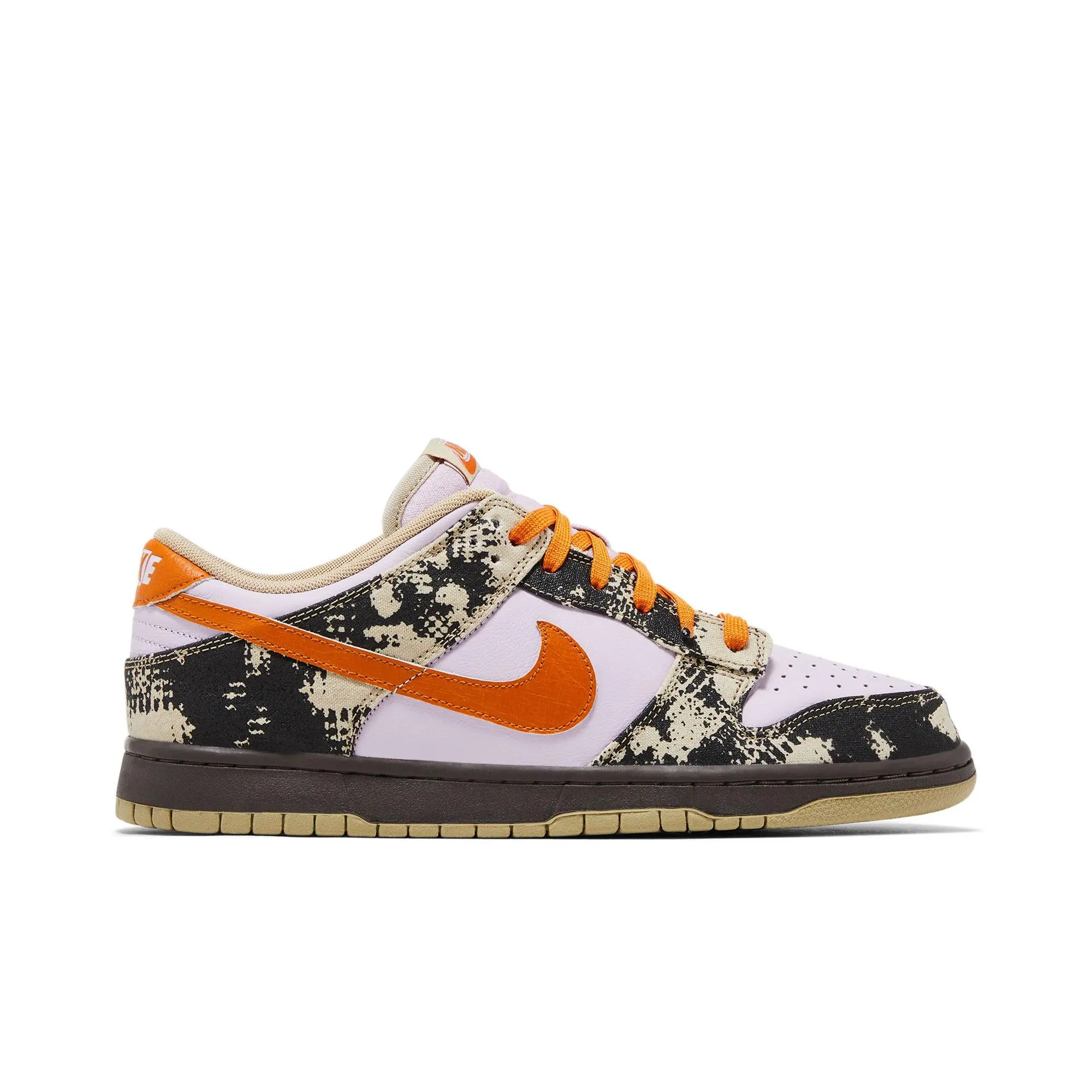 Nike Dunk Low 'Digital Camo' Unisex Skate Shoes, Camouflage Print, Lace-Up Closure, Low Ankle Cut, Street Look Sneakers IB2260-500