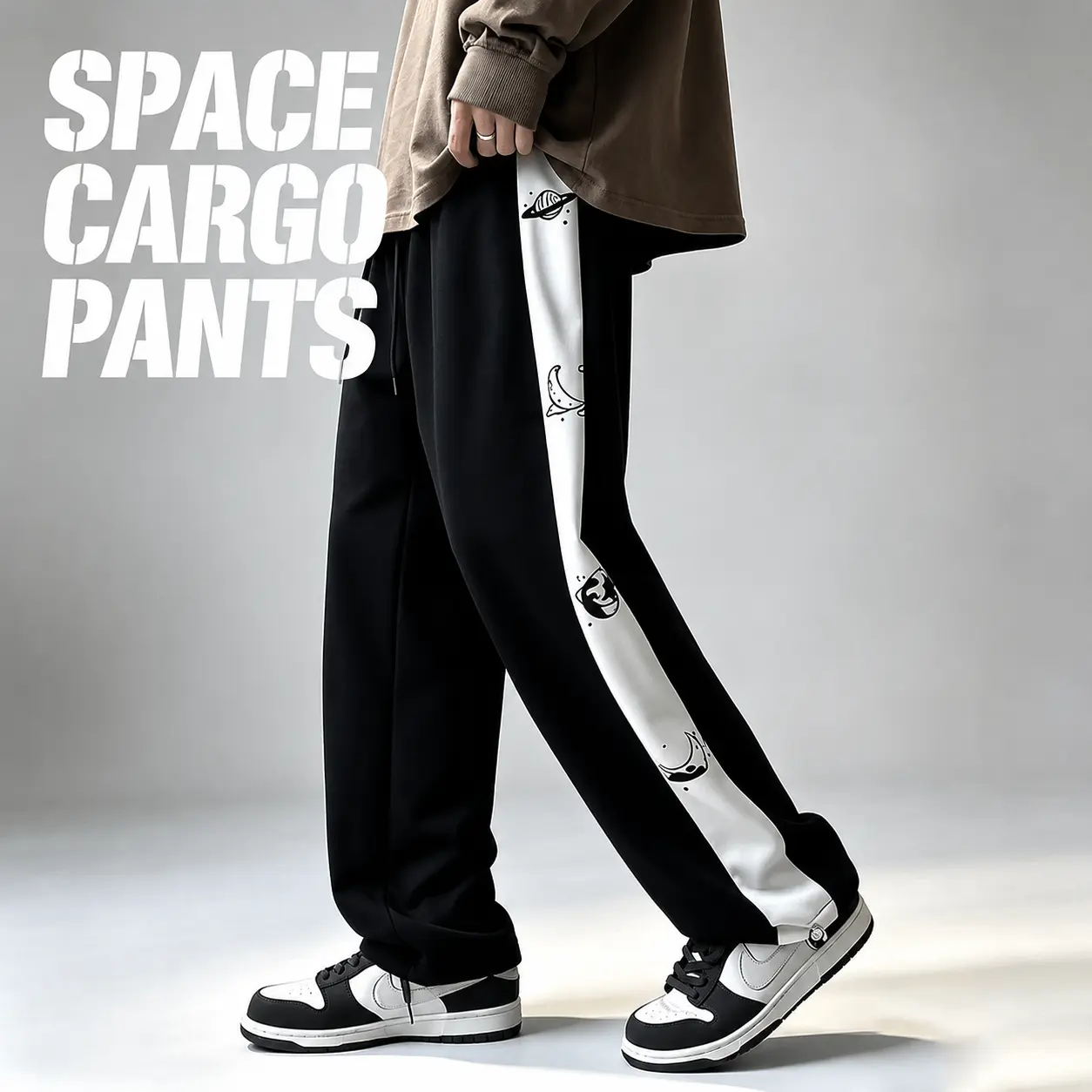Men's white contrast side stripe space star and moon pattern loose wide-leg sweatpants, street casual sports jogger pants