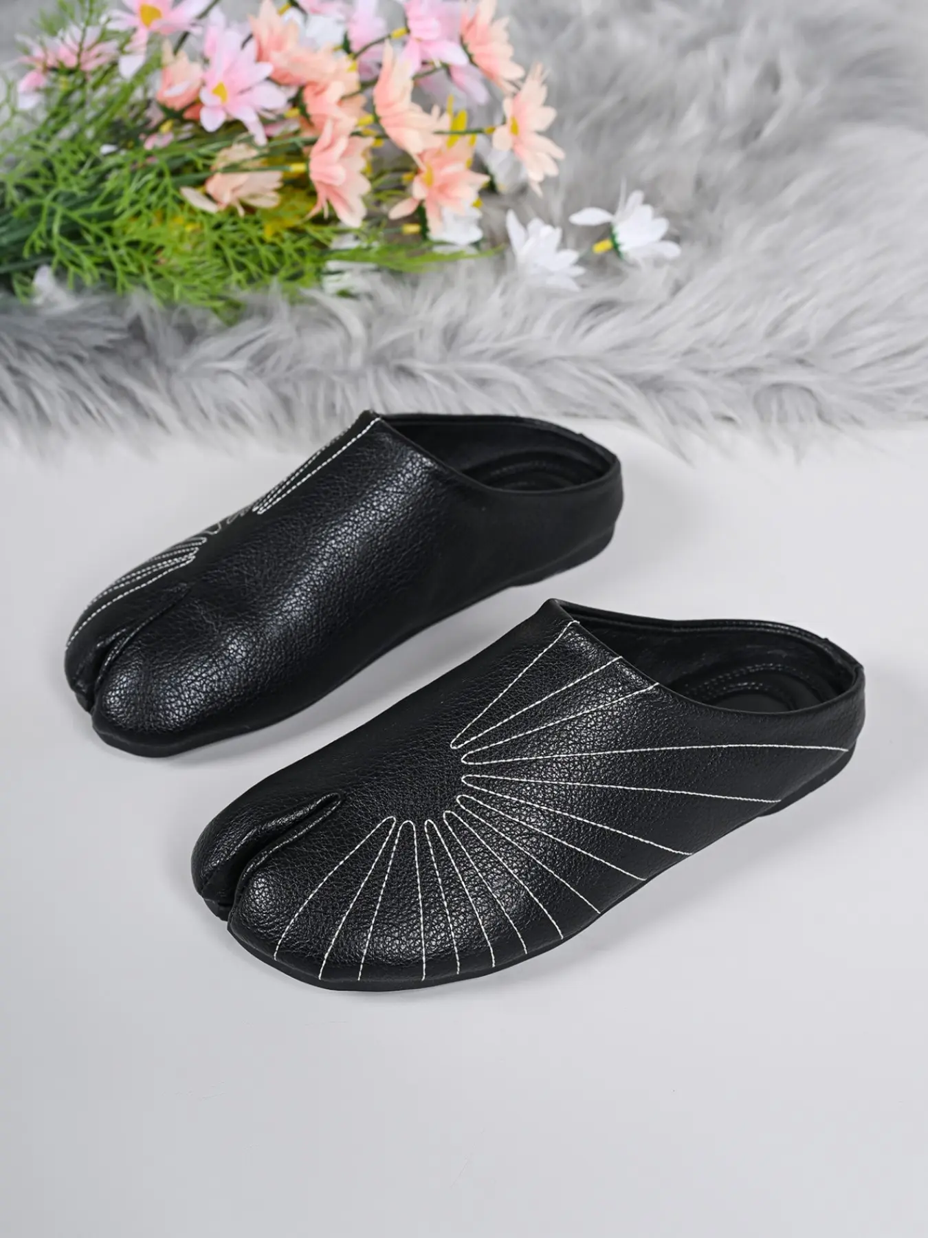 Women Stitch Detail Tabi Split Toe Mules, Soft Faux Leather Lightweight Casual Slip On Footwear, Solid Black