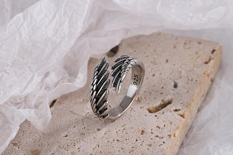 Vintage Distressed Feather Ring |   Thai Silver Wing Design |   Minimalist & Trendy Statement Ring for Women