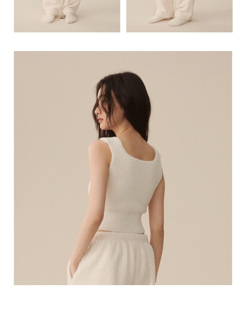 Women's Fuzzy Short Top, Wide Strap Sleeveless Fuzzy Knit Sweater Vest