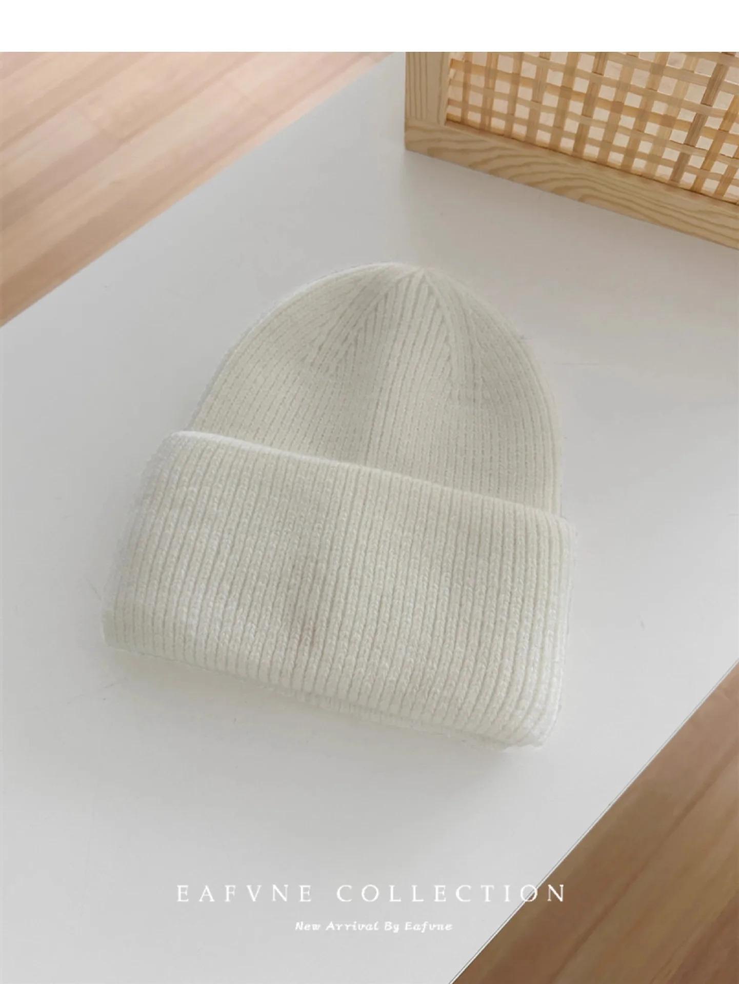 1pc Warm Knit Beanie for Men Women,Slouchy Beanie Hats Winter Knit Cap Soft Ski Hat Unisex,Thick Fisherman Cuff Plain Skull Caps