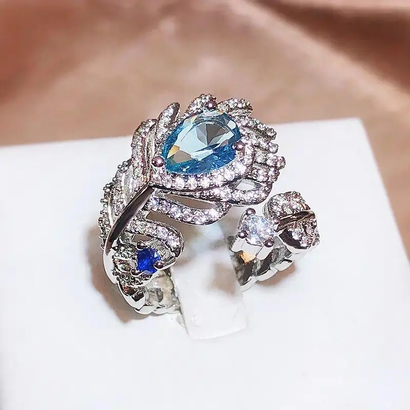 Peacock Feather Ring for Women, Blue Crystal Adjustable Statement Ring, Vintage Silver Plated Bird Jewelry, Elegant Cocktail Ring for Wedding, Party, Date Night, Anniversary & Gifts