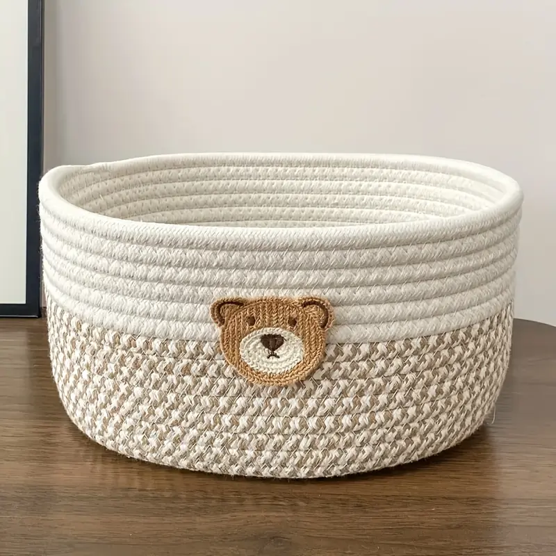 Woven Design Storage Basket Featuring a Cartoon Bear, Suitable for Desktop Use. This Large Storage Solution Is Ideal for Living Rooms, Bedrooms, Or Wardrobes, And Can Hold Dirty Laundry, Jewelry, Towels, Keys, Shelf Baskets