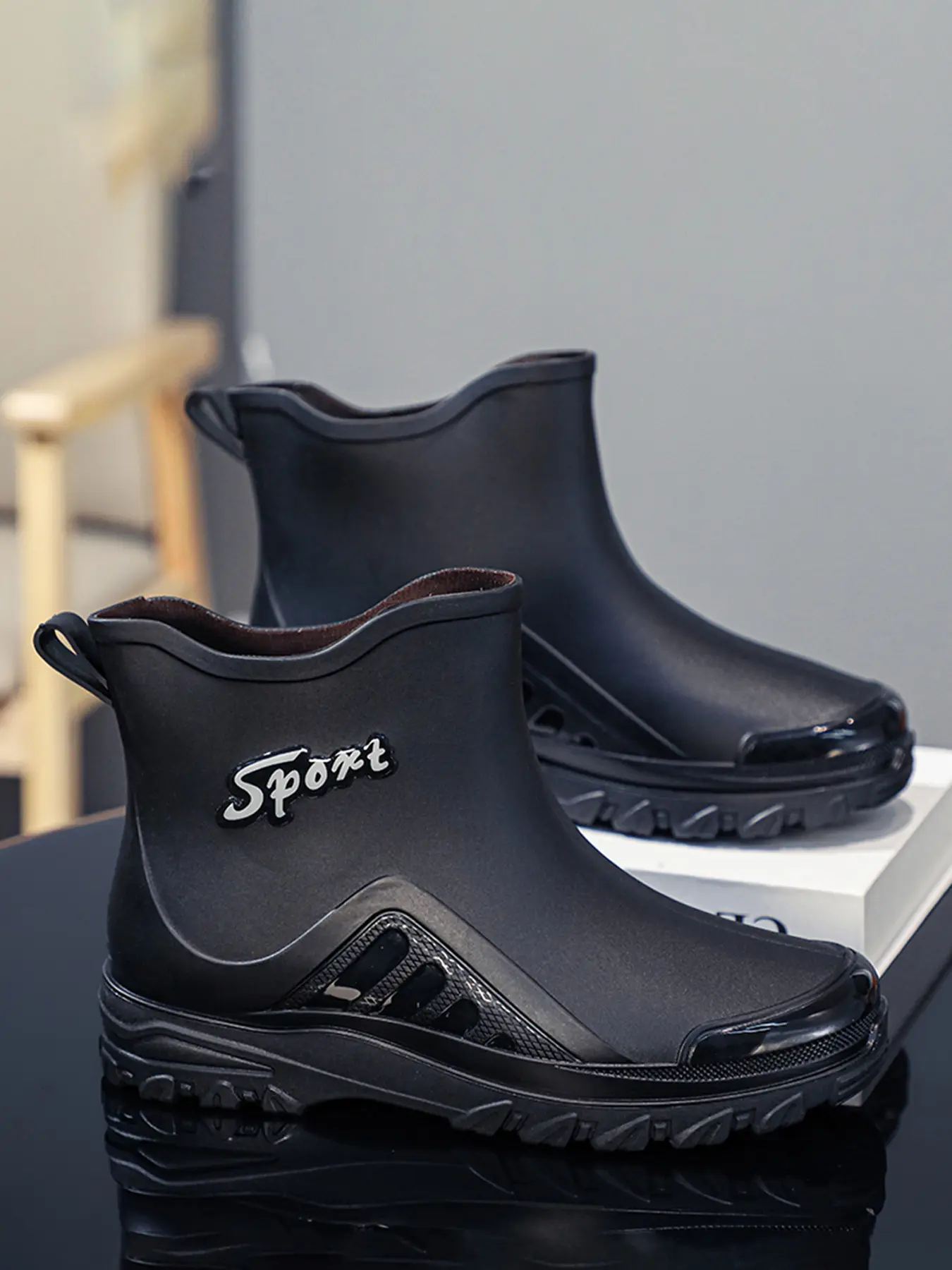 Sport‑Ankle Wading Boots for Men, Waterproof Rubber Pull‑On Water Shoes with Heel Pull‑Tab Anti‑Slip Sole for Mountain Stream Crossing Outdoor