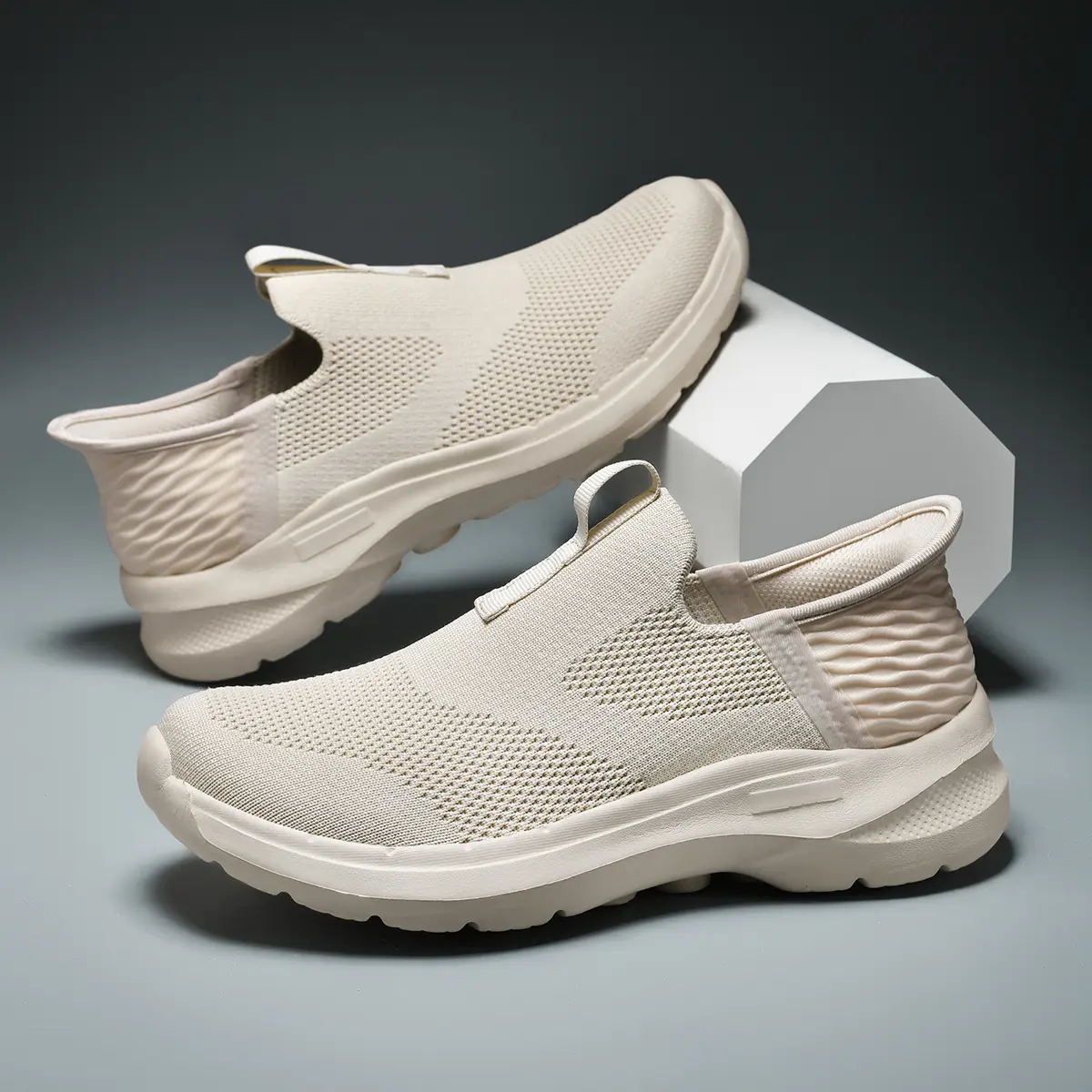 Unisex Knit Mesh Casual Trainers, Lightweight Breathable Comfortable Walking Shoes, True-to-Size (Sizes 35-45) for Men and Women