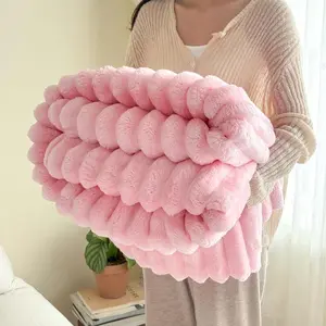 Ultra-soft Thickened, Brings You A Comfortable, Gentle Experience and Warmth, Soft Fluffy Blanket