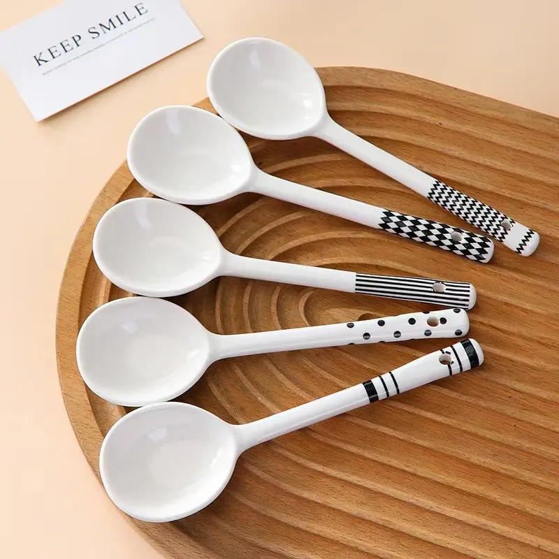 5Pcs Ceramic Spoon Set with Creative Black and White Geometric Patterns, 6.5 Inch Long Handle Dessert Soup Spoons, Cute Stylish Nordic Ins Style Tableware for Soup, Ramen, Coffee, Dessert