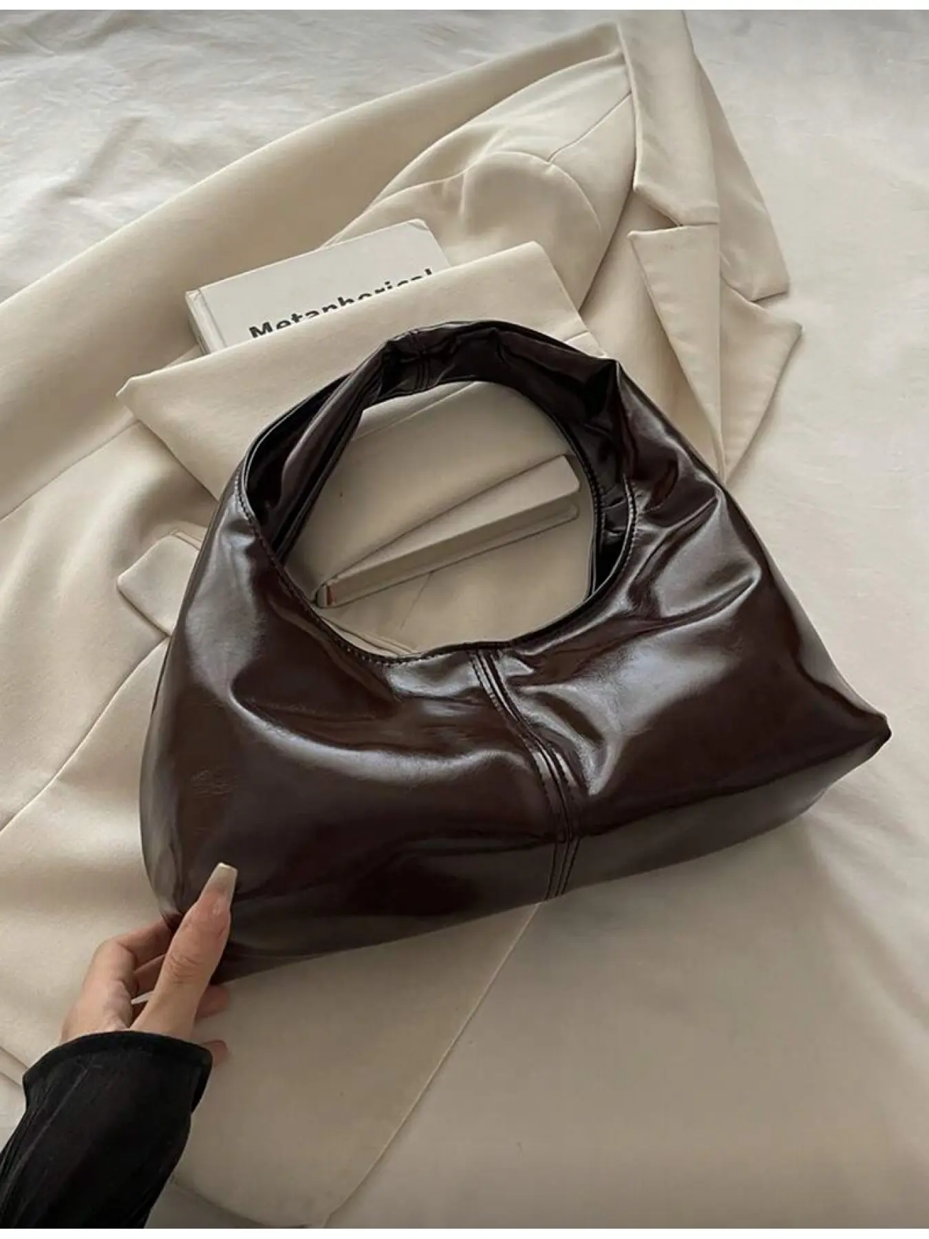 1pc Retro Quilted Snap Closure Solid Color Soft Leather Dumpling Bag Fashion Patchwork Armpit Bag Handbag Messenger Bag Crescent Waxed Leather Large Capacity Work Business Dating Shopping Travel Gift for Her Women's Daily