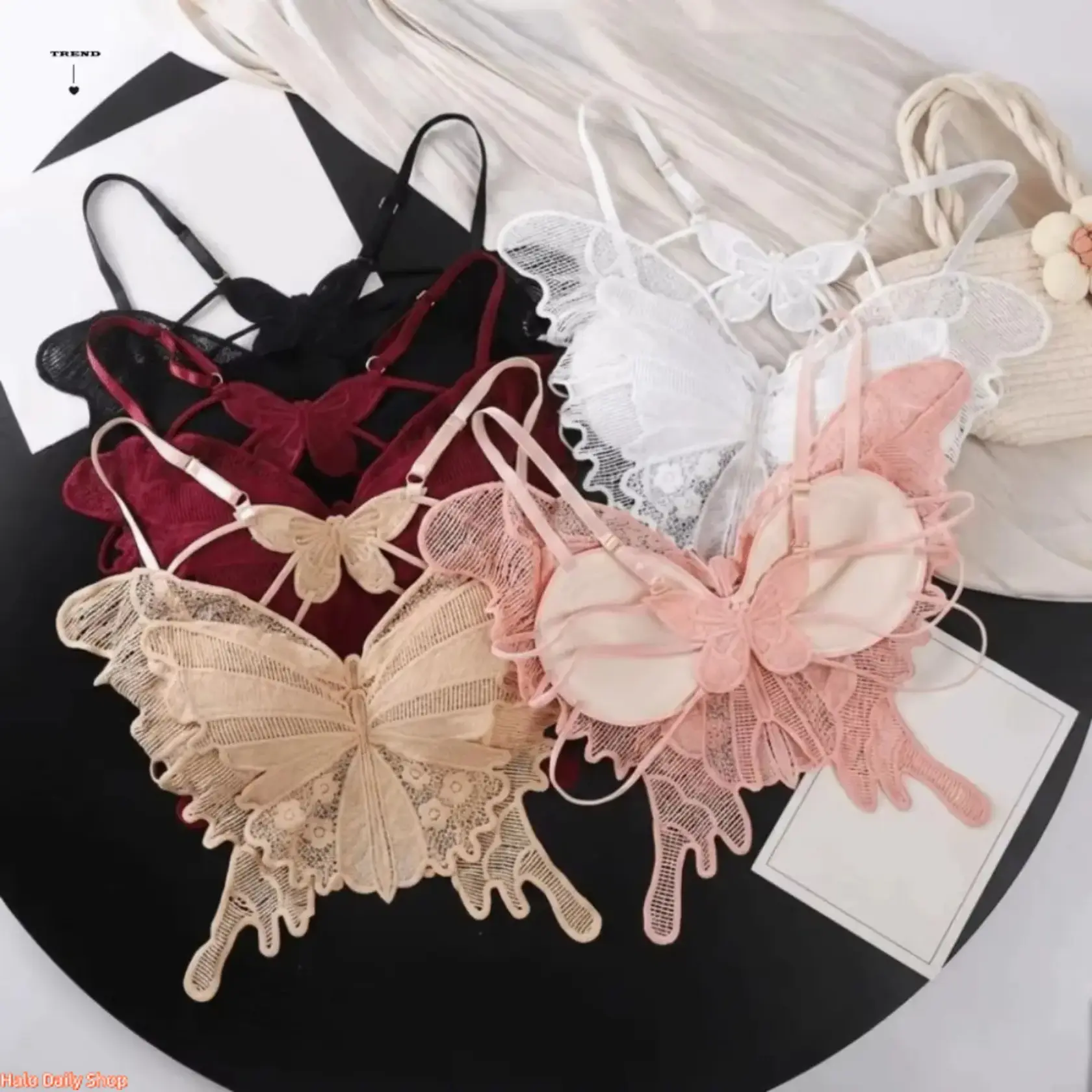 Women's Backless Lace Bralette with Butterfly Back, Korean Style Padded Hollow-Out Polyester Cotton Top for Casual Beach Wear, Comfortable, Elegance, Minimalist