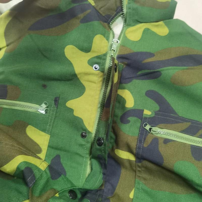 Student Campus Training Camouflage Uniform Cloth with Patches and Scars Camouflage Uniform Outdoor Expansion Training Work Uniform