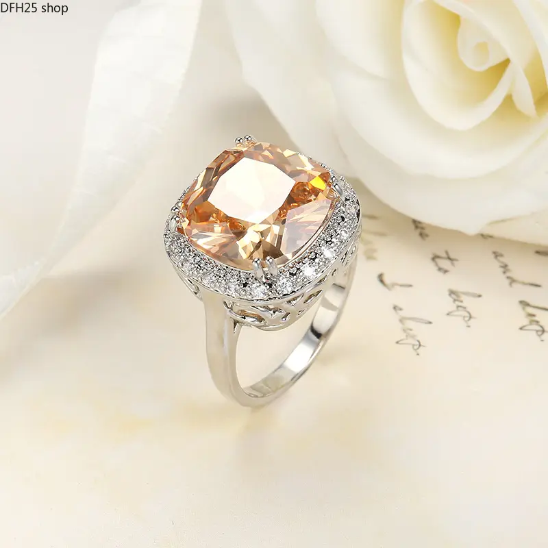 Crystal Rhinestone Statement Ring For Women, Fashion Adjustable Open Finger Jewelry With Sparkling Gemstone Design For Daily Wear Party Outfit Elegant Accessory Gift