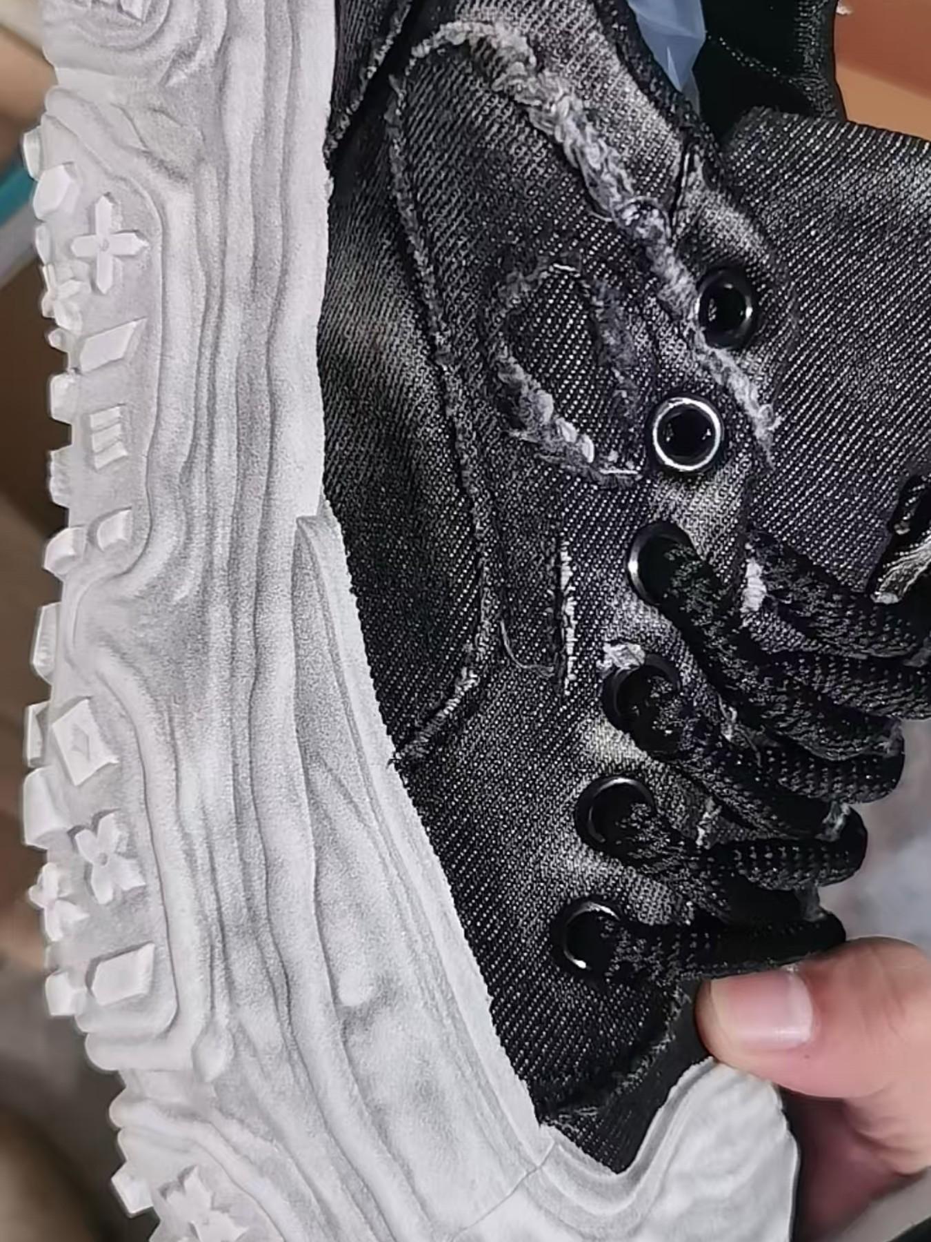 Men's Distressed Denim Chunky Platform Sneakers, Frayed Retro Streetwear Shoes, Avant-Garde Footwear for American Fashion Lovers Men's Distressed Denim Chunky Platform Sneakers, Frayed Retro Streetwear Shoes, Avant-Garde Footwear for American Fashion Lovers