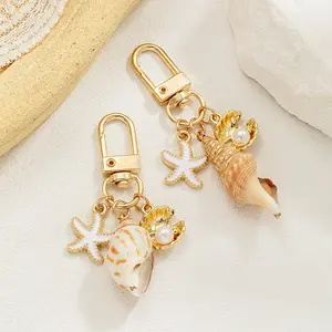 Unique Beach Keychain Charm, Alloy Metal Pendant with Natural Shell & Faux Pearl, Creative Ocean Handbag Accessory for Women Summer Gift