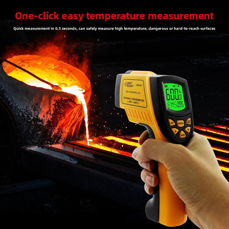Digital display medium-low temperature handheld infrared thermometer for integrated water temperature, oil, and industrial temperature measurement