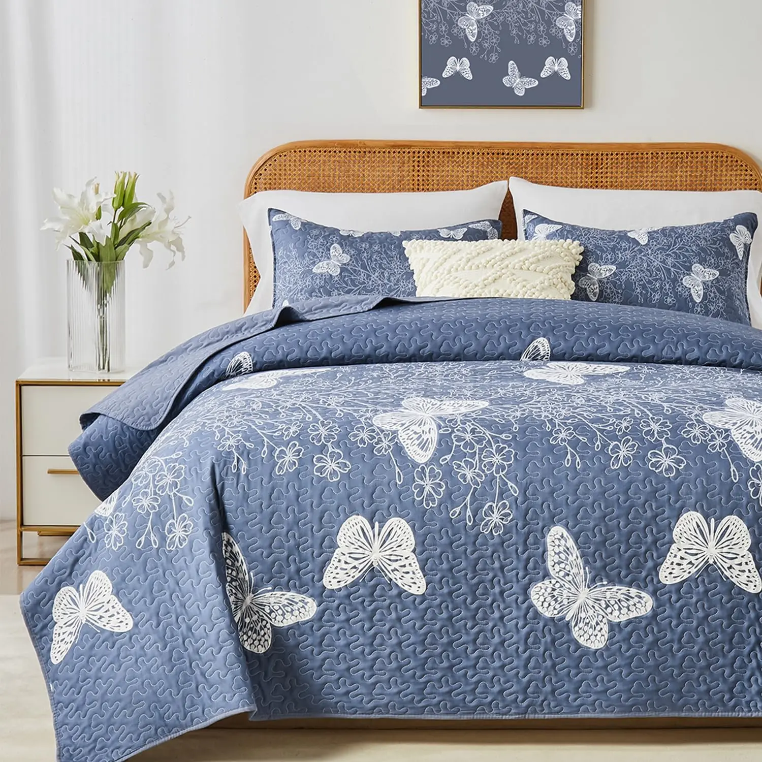 Full Queen Size Set,White Butterfly Botanical Pattern Blush Grey Bedding Set,3 Piece Lightweight Soft Summer Bedspread Coverlet with 2 PIillow Sham for All Season(Butterfly,90"x96")