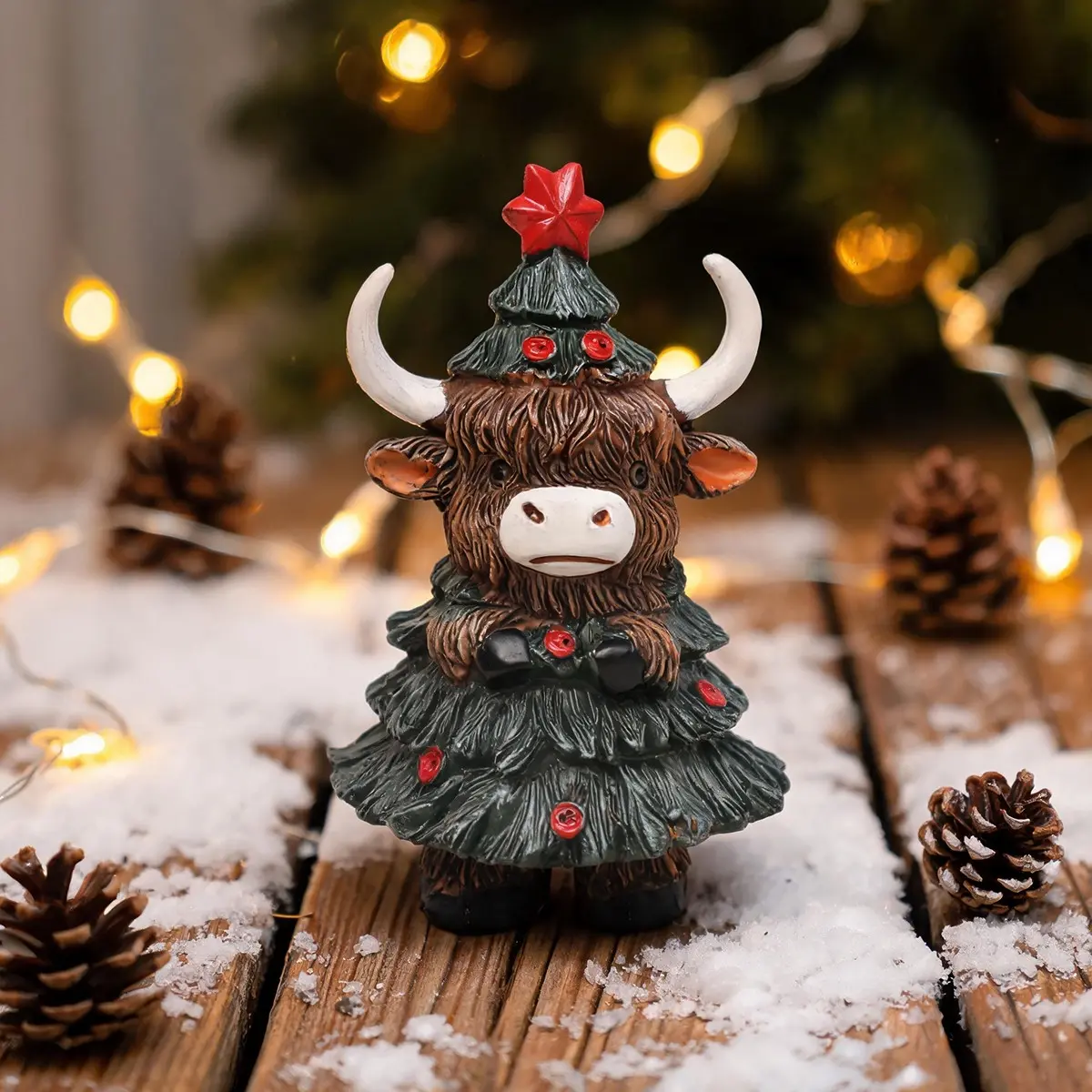 Cute Christmas Resin Highland Cow Ornament, Halloween Party Decor, Festive Gift for Friends and Family, Creative Holiday Decoration