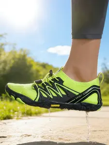 Unisex Water-Proof Mesh Breathable Sneakers, Quick-Dry Breathable Design, Ideal for Outdoor Activities & Gym Training, Durable Rubber Sole
