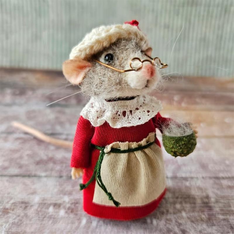 Handmade Needle Felted Christmas Mouse Ornament, Wool Santa Mouse Figurine for Holiday Tree Hanging Decor