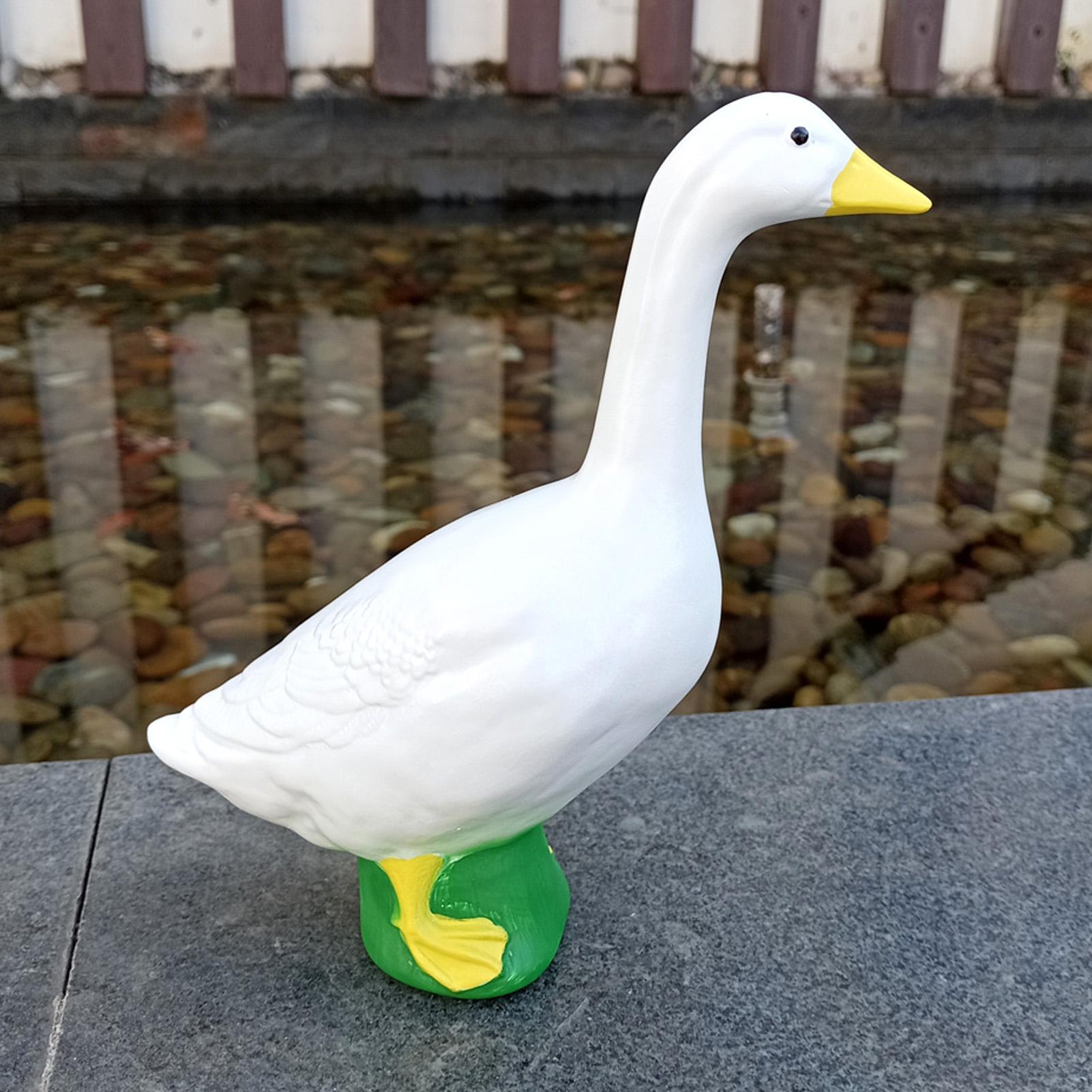 Resin Goose Figurine Lifelike Exquisite Craft Goose Statue Sculpture Ornament for Home Garden Porches Decoration