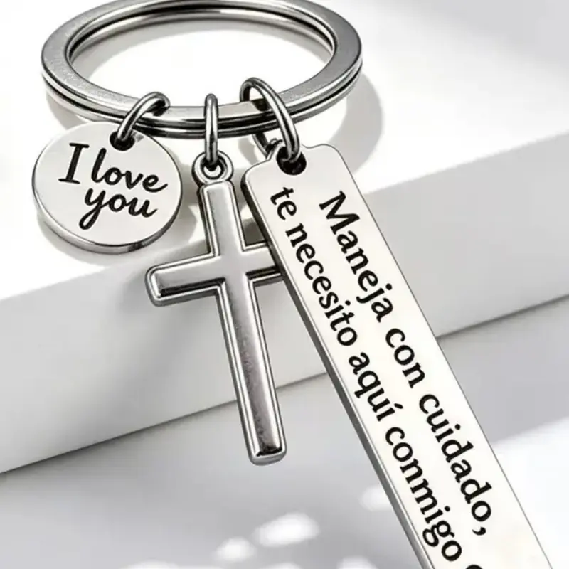 Maneja Con Cuidado Te Necesito Aquí Conmigo Keychain with Cross & "I Love You" Charm, Spanish Drive Safe Stainless Steel Keyring, Romantic Religious Gift for Him/Her Adjustable Heart Rate Couples Bracelet Set, Metal Keychain