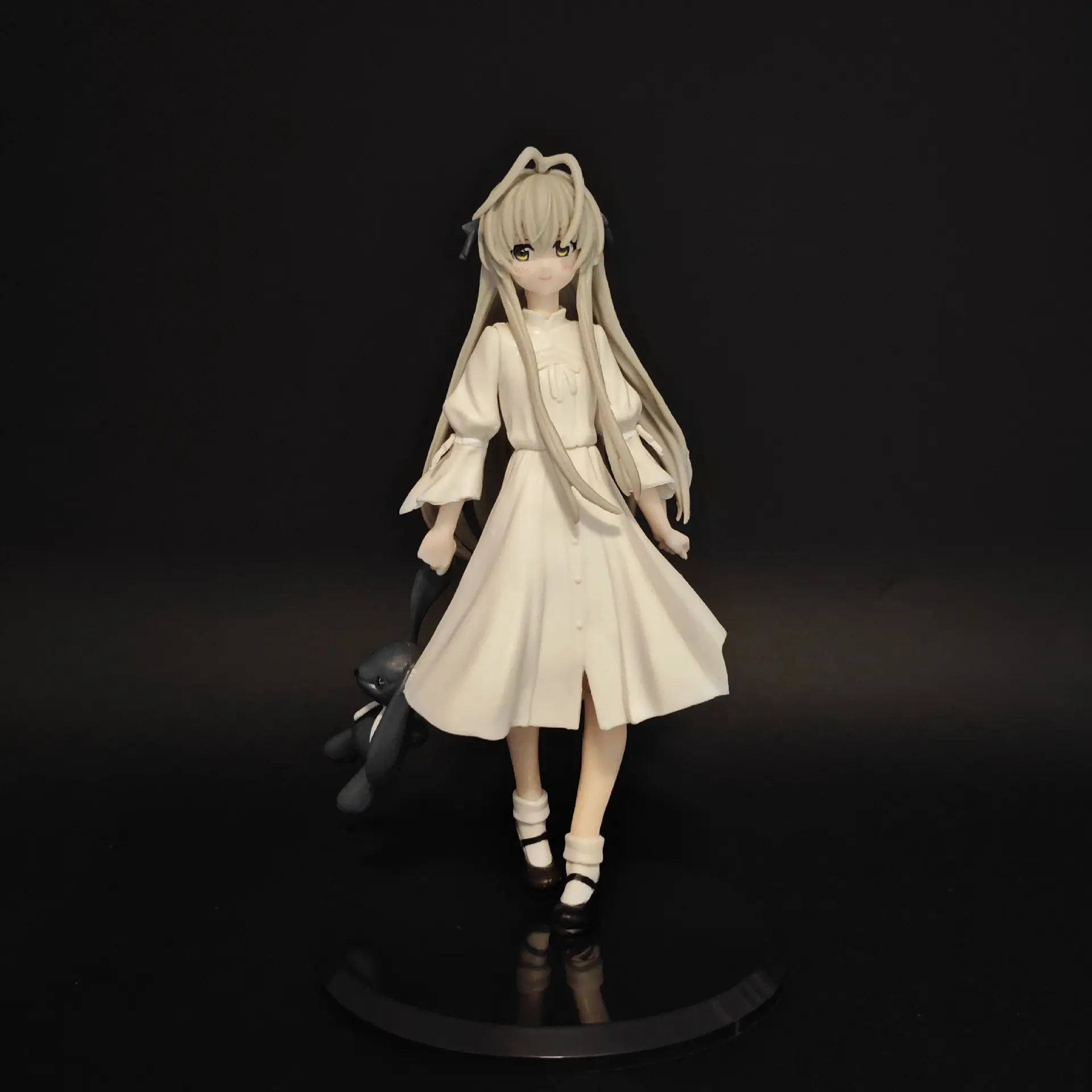 Yuuhi Kusakabe Twin Sister Figure, Spring Day Sky Collection, Anime Merchandise, Collectible Handmade Model, Perfect Gift for Fans, Collectible PVC Figure