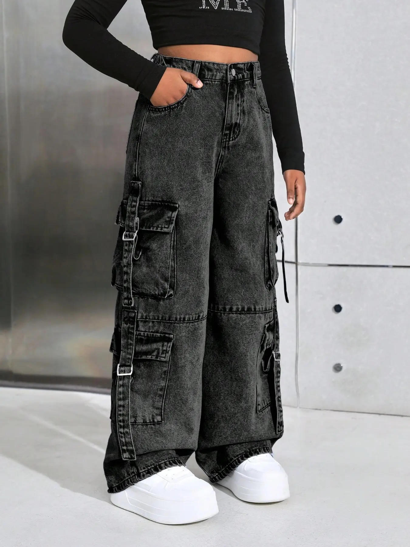 Tween Girl Y2K Fashion Light Stonewashed High Waisted Baggy Oversized Straight-Leg Cargo Denim Jeans With Utility Pockets Versatile Style, Summer Streetwear Boho Rave Concert Festival