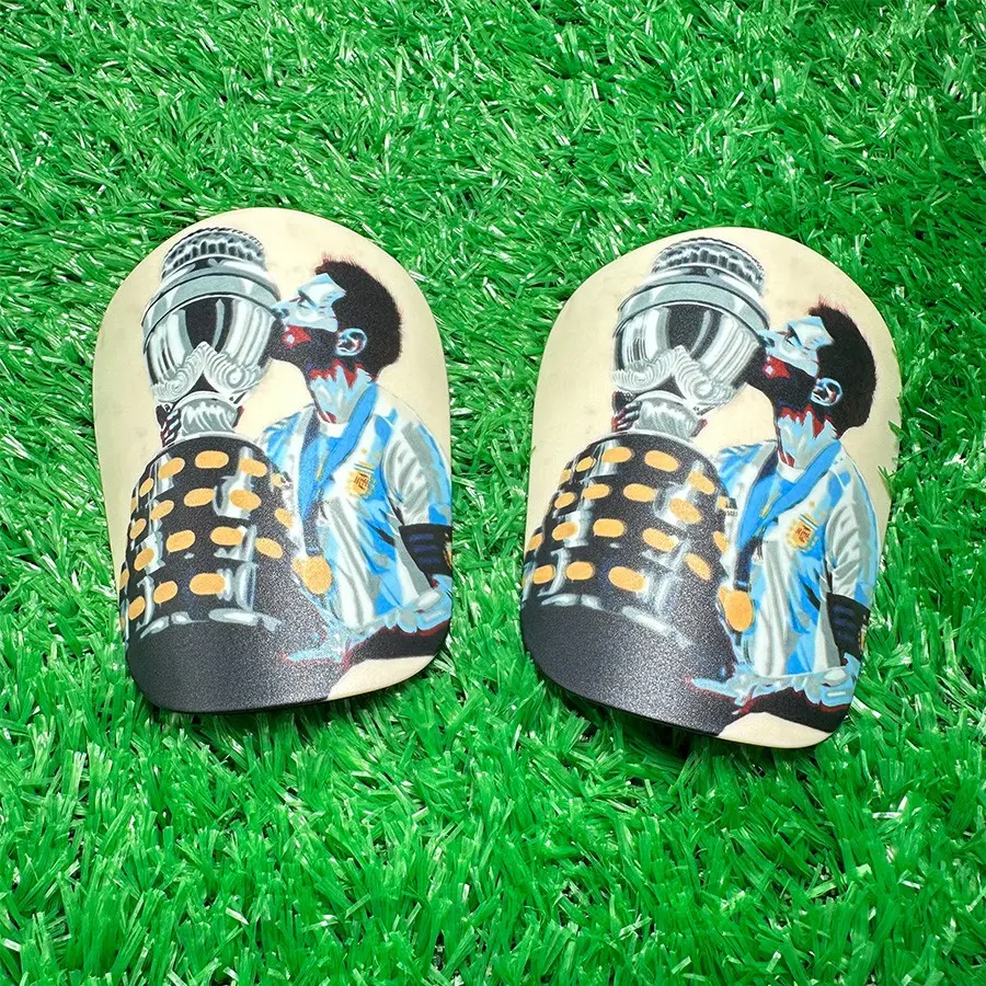 1 Pair 12x8cm Plastic Soccer Shin Guards, Team Colorblock Trendy Style, Smooth Waterproof Easy Clean Storage, Youth Training Use, Soccer Equipment